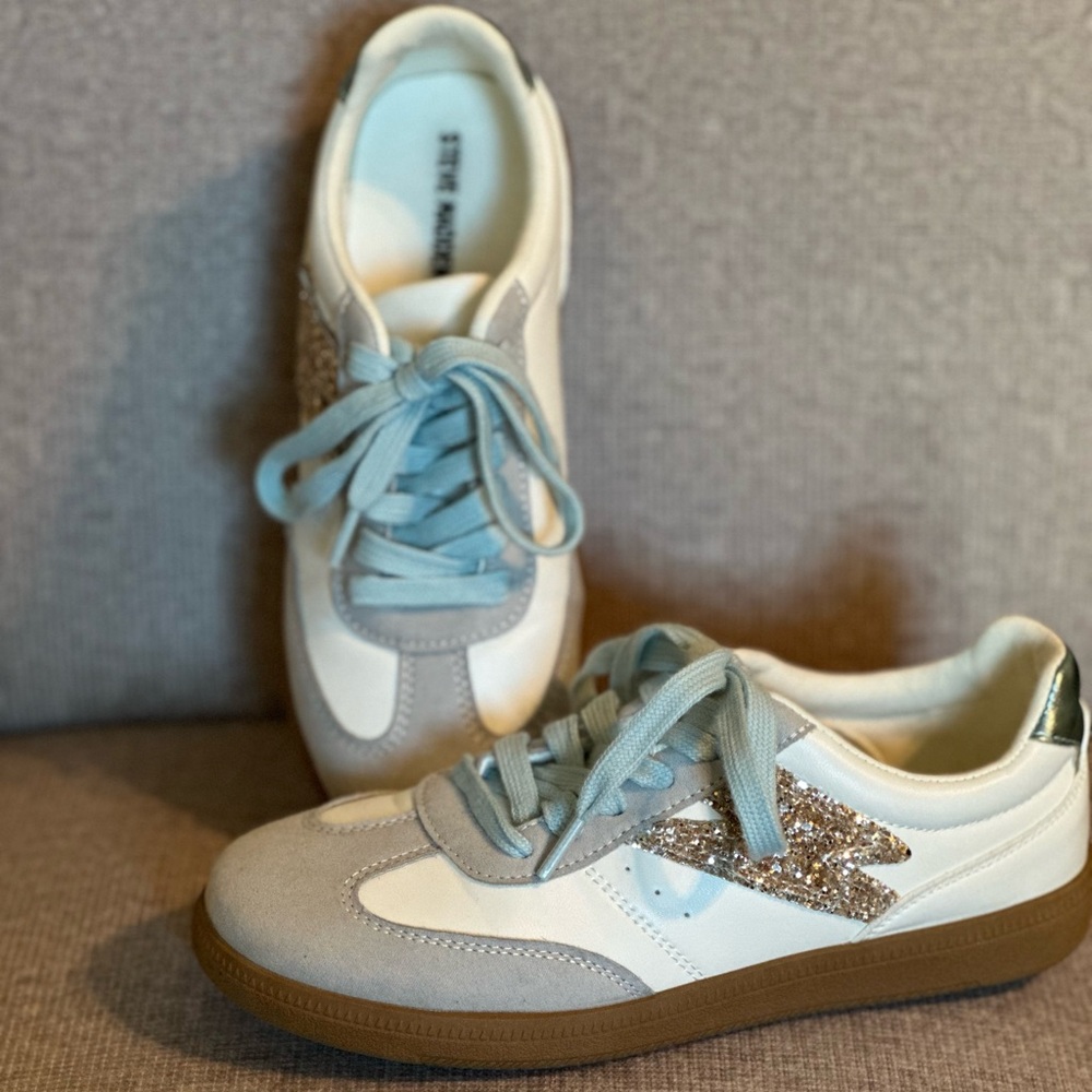 Steve Madden White and Gray Sneakers with Gold Glitter